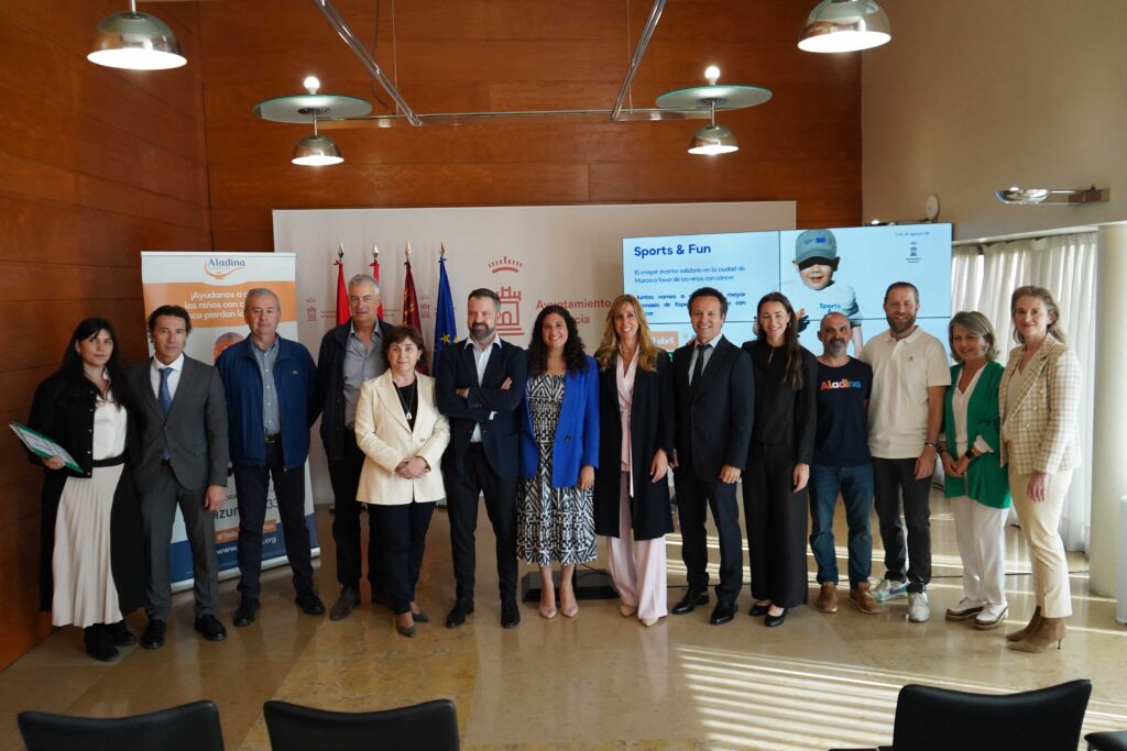 Aladina announces SportsFun at a press conference together with Never Surrender and Murcia City Council.