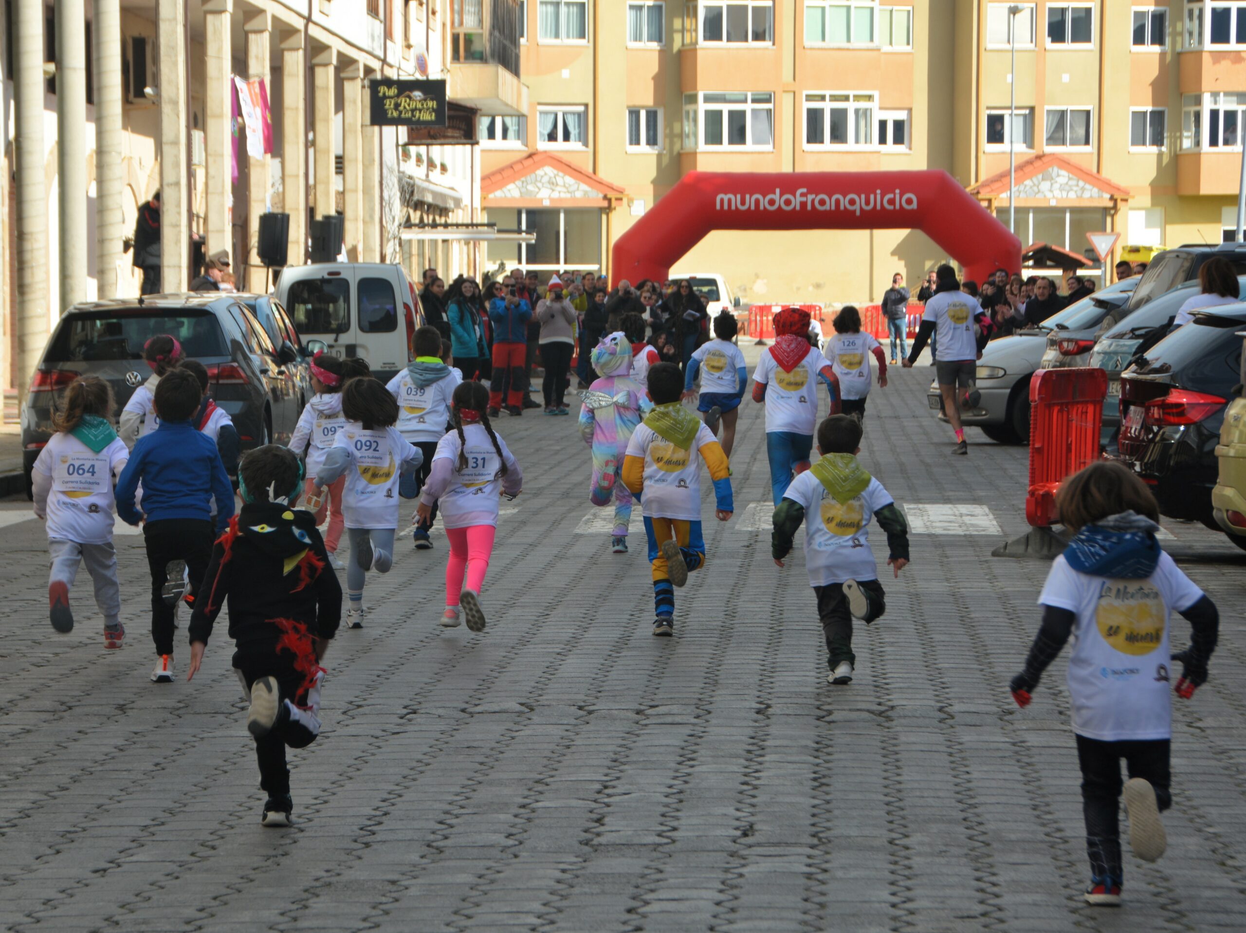 "La montaña se mueve" 2ª Carrera solidaria contra el cáncer infantil Montaña de Riaño y Mampodre